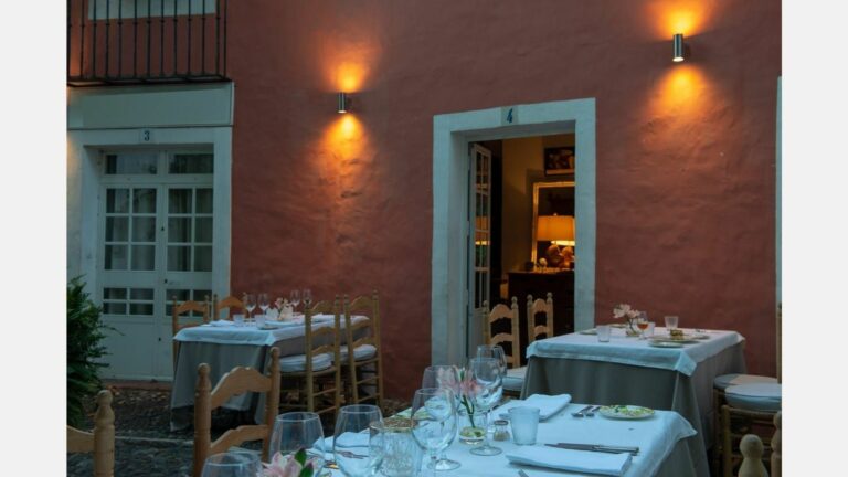 ff5fe7f6da64b987b704c597a804845c - 10