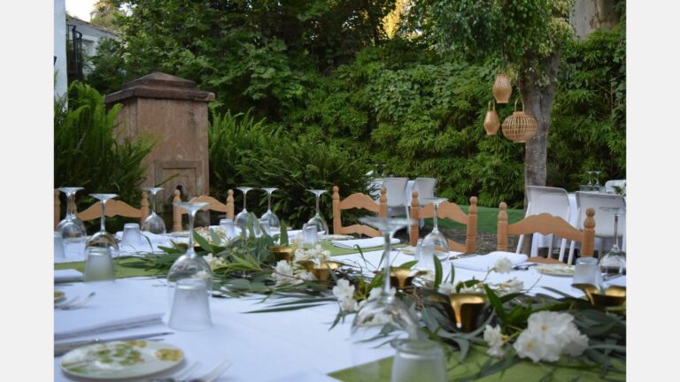 ff5fe7f6da64b987b704c597a804845c - 11