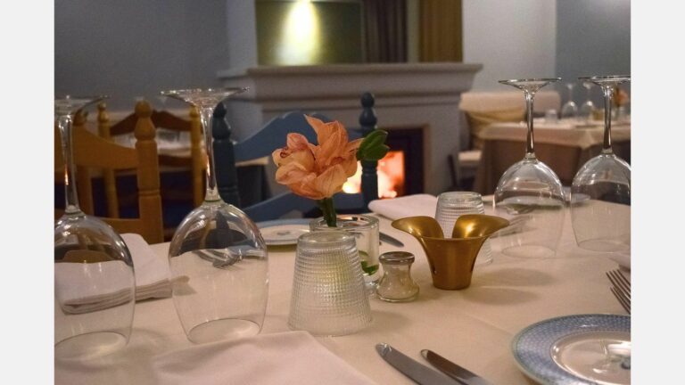 ff5fe7f6da64b987b704c597a804845c - 15