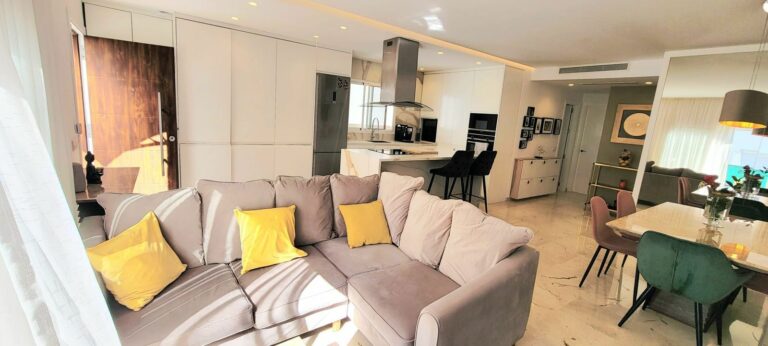 ffe0cfcb168ba39461220661848c9e2e - 3