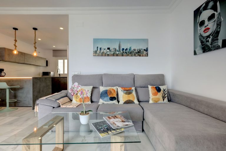 00c2df6a868db9c2b88a4bee29d83328 - 11