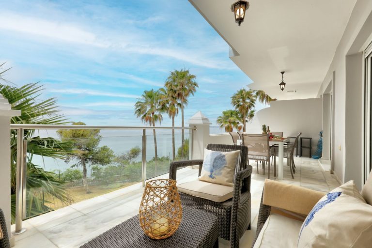 00c2df6a868db9c2b88a4bee29d83328 - 5