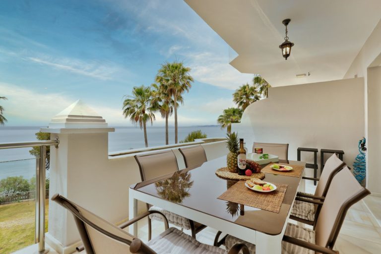 00c2df6a868db9c2b88a4bee29d83328 - 7