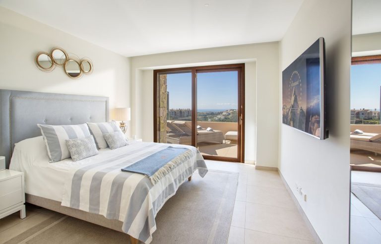 00dc26c3ab0e7b4160b06972fb3c26fa - 16