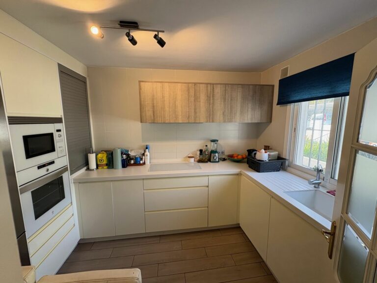 0301727dbd628939c70368cd6c6a41d3 - 5