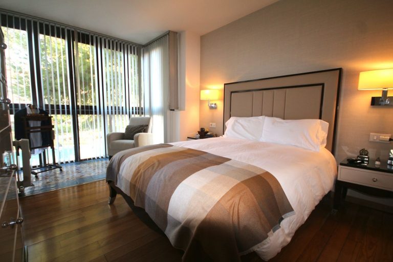 032aaf05a66e09bf50ac6edee2fb072d - 14