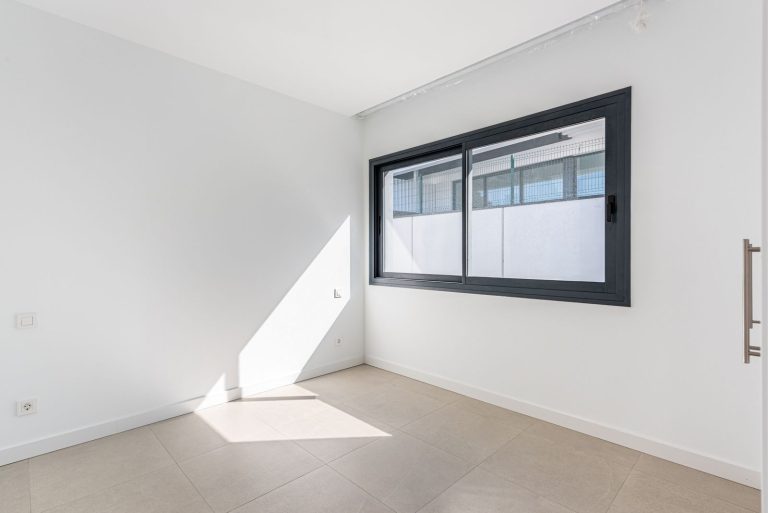 0480120de1e893b9d2e5246799dda0b2 - 11