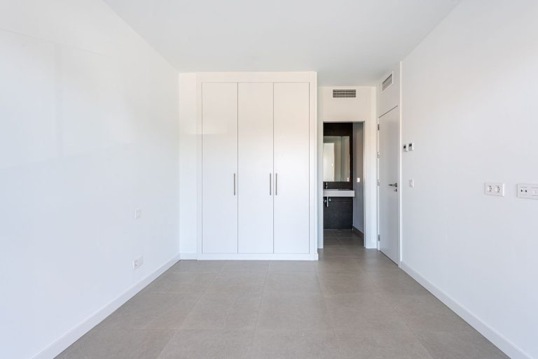 0480120de1e893b9d2e5246799dda0b2 - 12