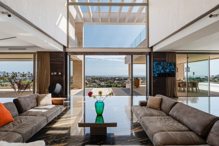 04c3862829185604539ff0b5877d5f34 - 3