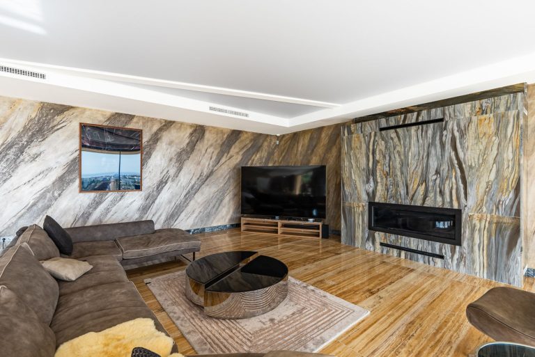 04c3862829185604539ff0b5877d5f34 - 7