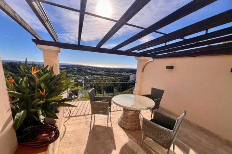 05aff05f6b5d2dcd7a3f028df5161aa7 - 1