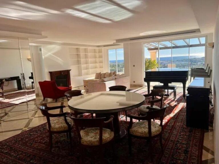 05aff05f6b5d2dcd7a3f028df5161aa7 - 2