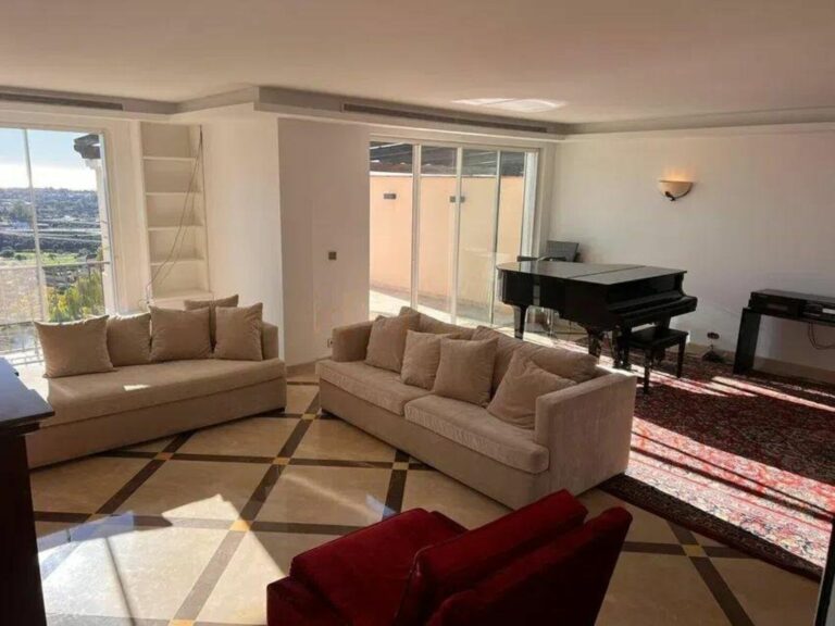 05aff05f6b5d2dcd7a3f028df5161aa7 - 3