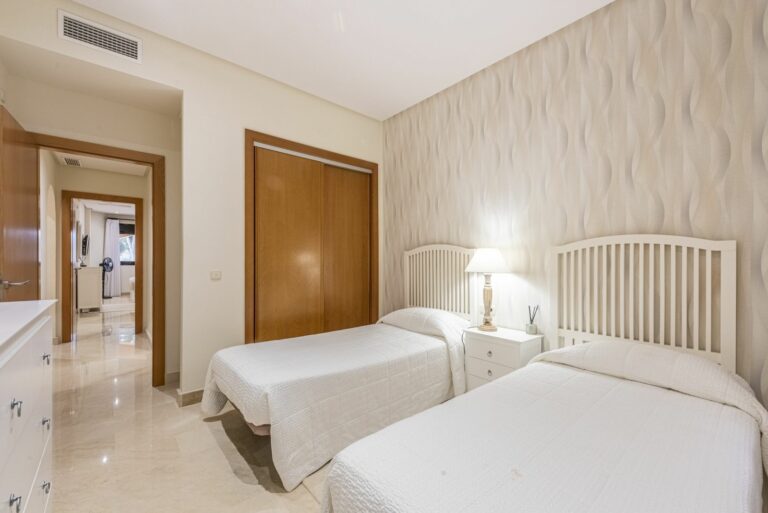 068f3ea80bed3af3447271c0a08915d0 - 11