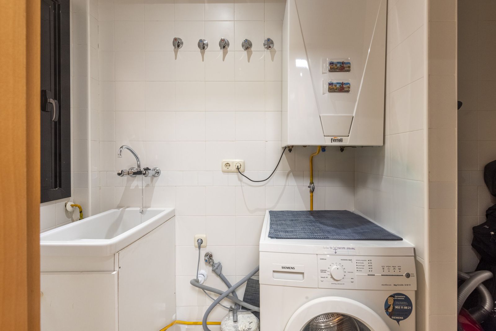 068f3ea80bed3af3447271c0a08915d0 - 15