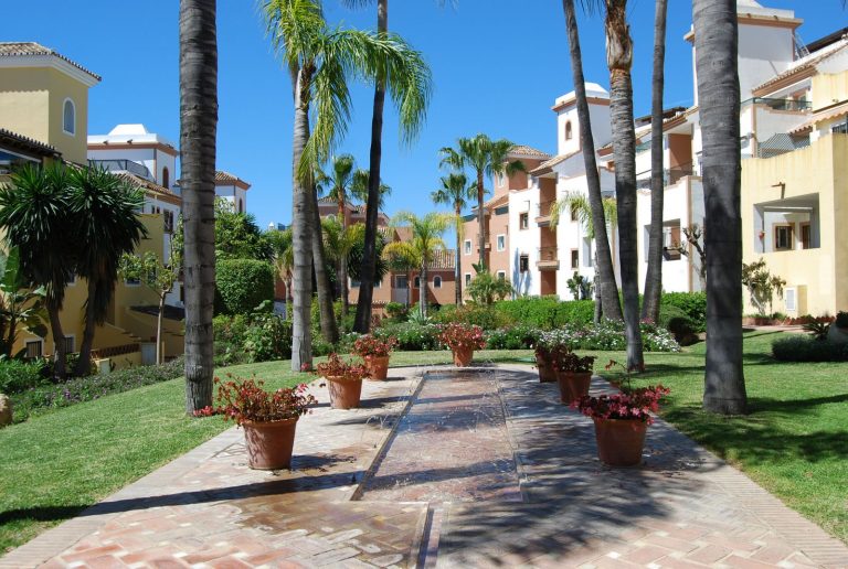 07ac7c78dce13d4604771e0f9dc9fa6e - 7