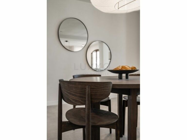 08e00fd32d23e02b7c7b0f474ab08a5e - 14