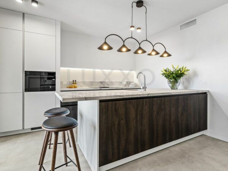 08e00fd32d23e02b7c7b0f474ab08a5e - 3