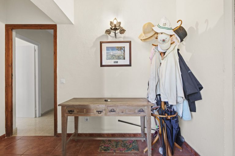 0982570053d742d534275ea7108dfae1 - 8