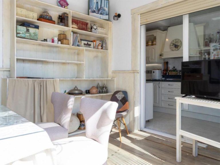 0a3e9633d7f4b68f0c9909a83fbdac2b - 2