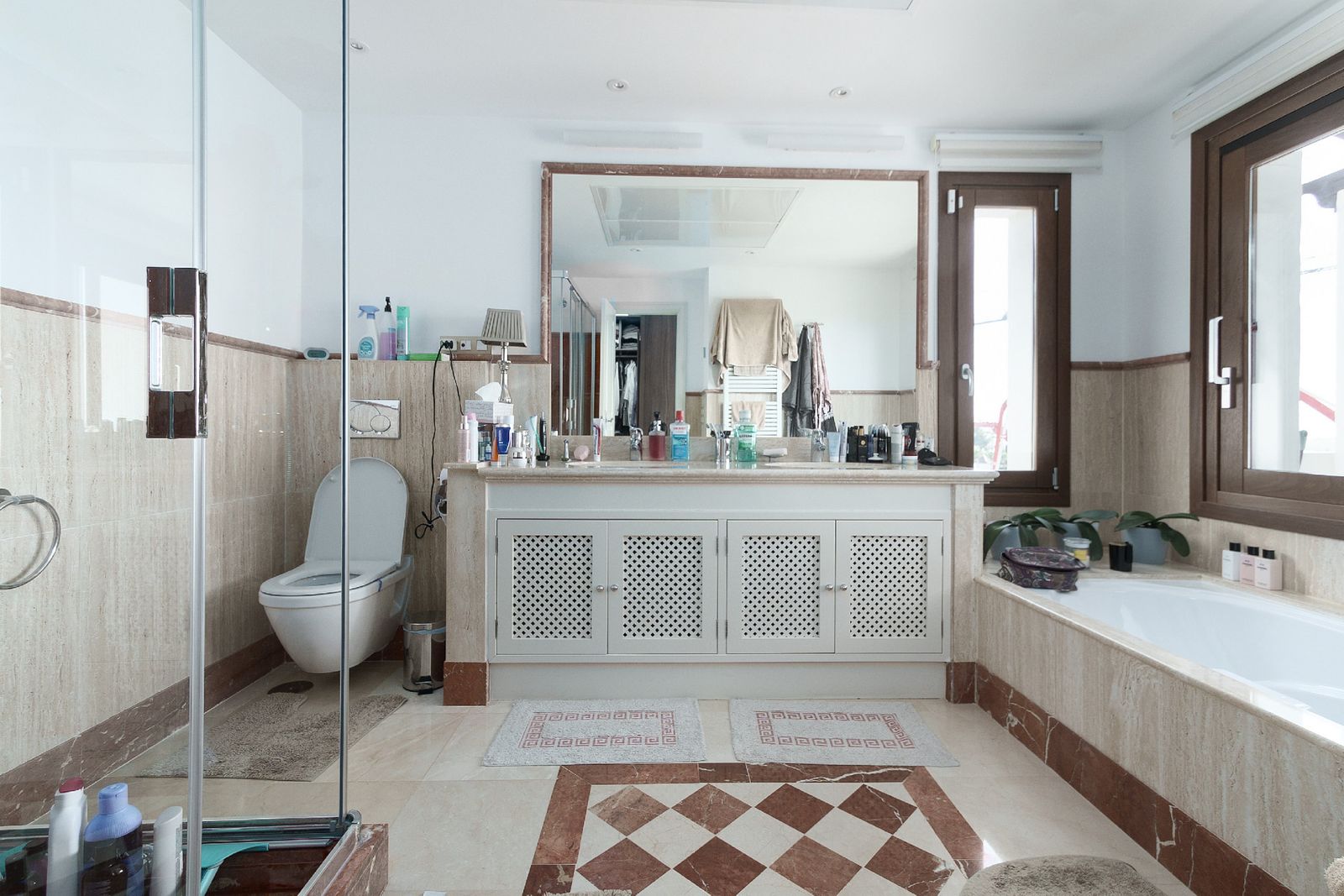 0a9f3495ce09d5dd0663ec958feb6827 - 13