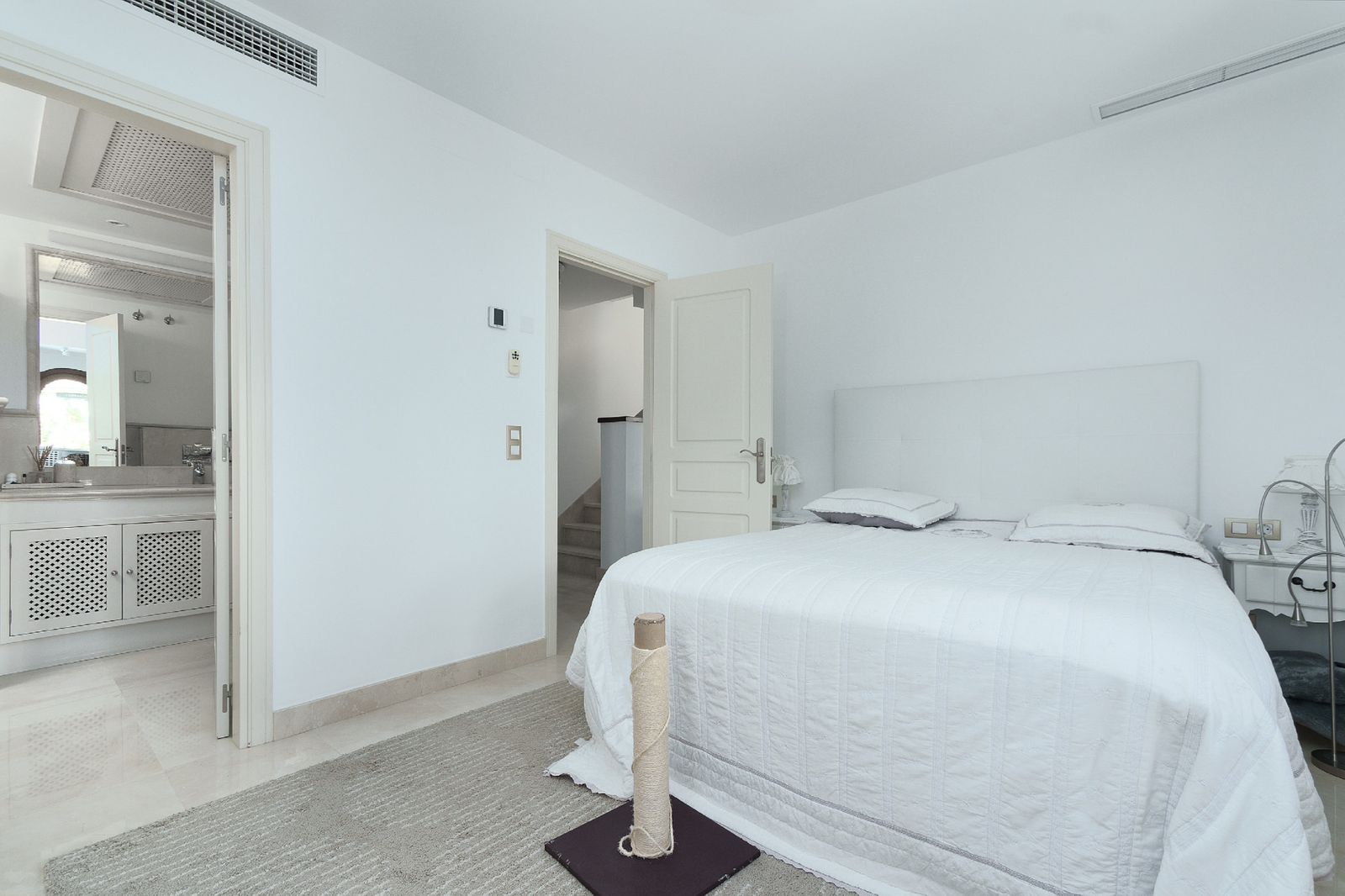 0a9f3495ce09d5dd0663ec958feb6827 - 15