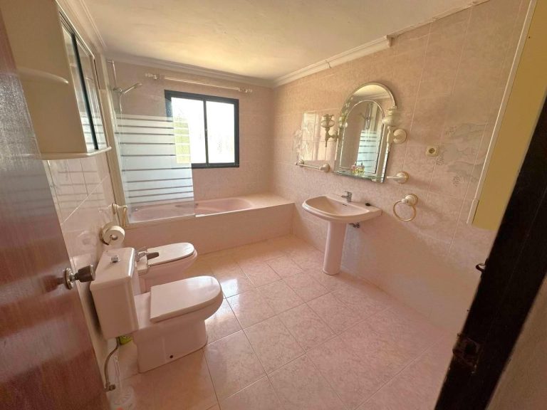 0ade56fb32f8d37afd4b8cdf97ad1845 - 8