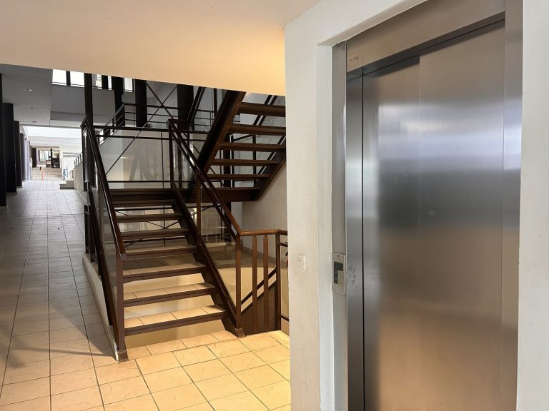 0b87c4b923b73e1df4d9eee6864097e9 - 7