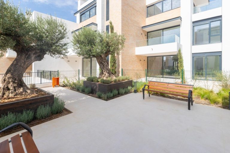 0c17d506fc2dc883f584deb07bfaecdf - 16