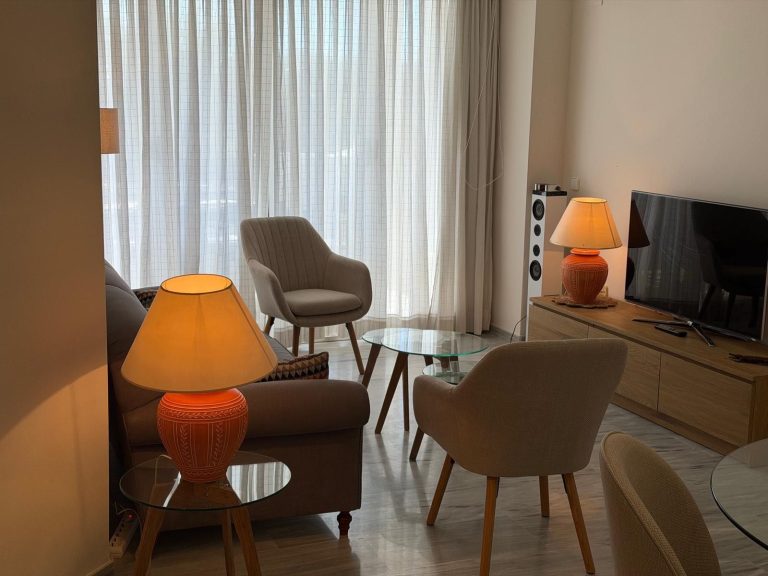 0cb828f193ffe21f8b63578df7b97ee5 - 12