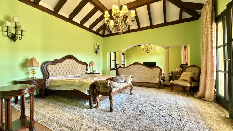 0d685639b4a4c3f2fa0cf8b95c65f2c7 - 14