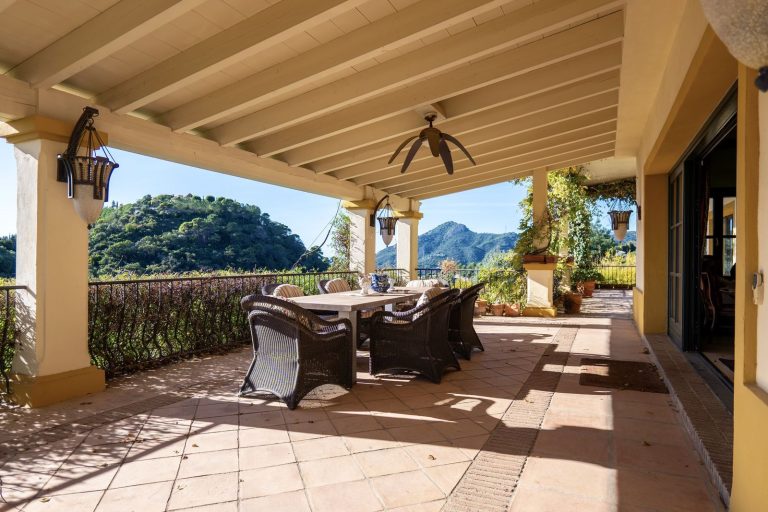 0d685639b4a4c3f2fa0cf8b95c65f2c7 - 7