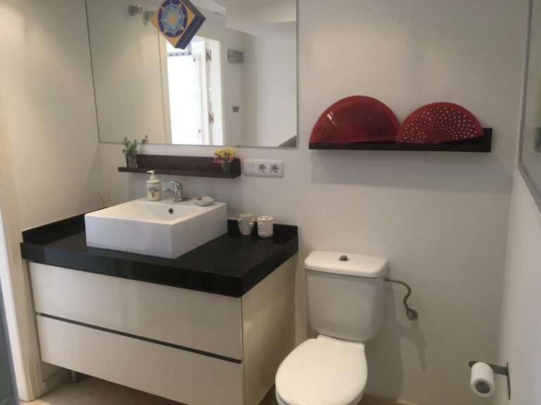 0d76850fc650dd9b22cd7ef49437267c - 15