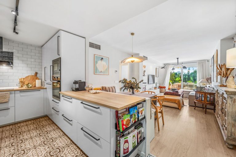 0e12ed15b9ba91ff1d46a64f83f3d6c9 - 6