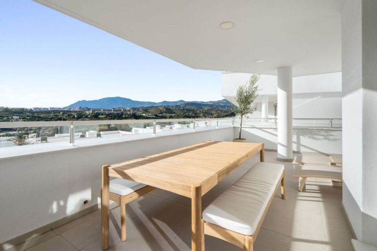 0f312c17aa77240ab92602f91152361a - 4