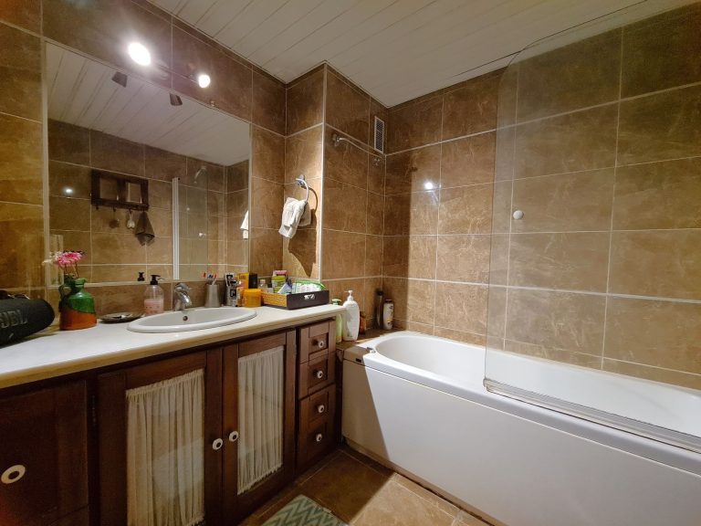 1033bc8ef7fa5eda0a69eb325f6ae7c7 - 6