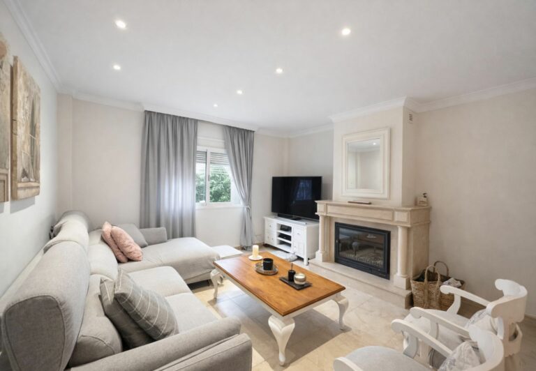 1064576b41db61ec941a65575f5c1d30 - 9