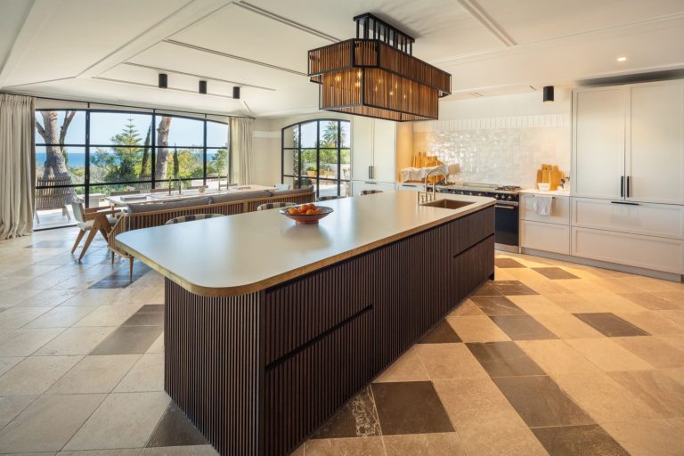 109b02e902b551753ea9594764239cec - 11