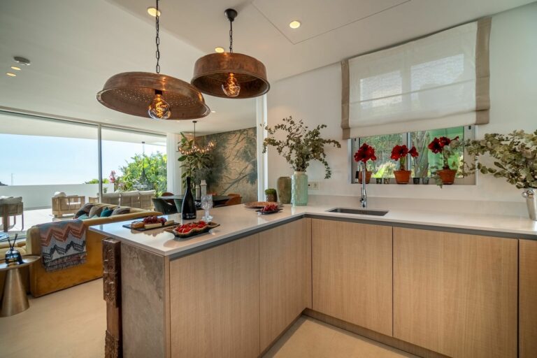 11bf7f2f3104b18294a3193cb45e4e7b - 11