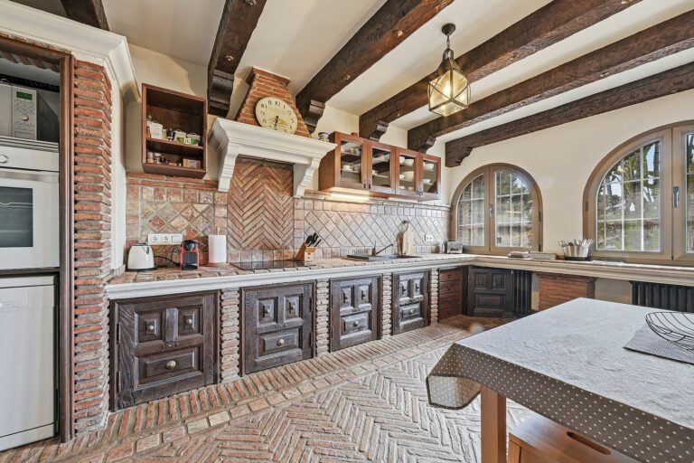 11f79107a3295113f0b91d9f38835a0a - 14