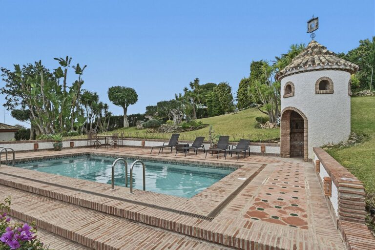 11f79107a3295113f0b91d9f38835a0a - 3