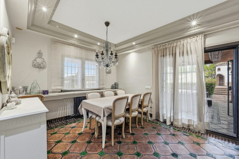 11f79107a3295113f0b91d9f38835a0a - 9