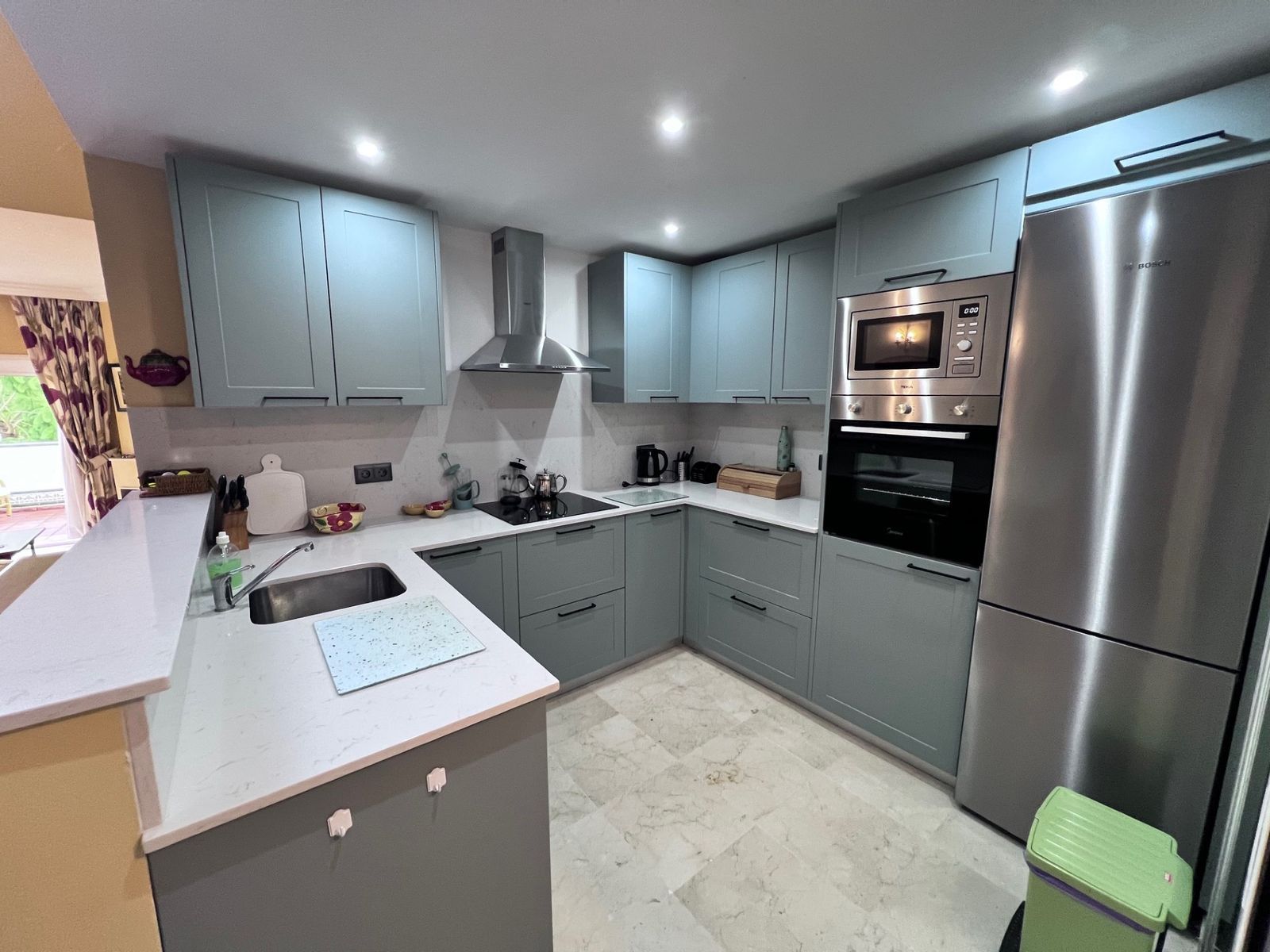 12a3dff5c66768466eb6890de0a6df1b - 1