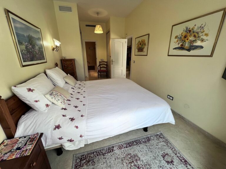 12a3dff5c66768466eb6890de0a6df1b - 11