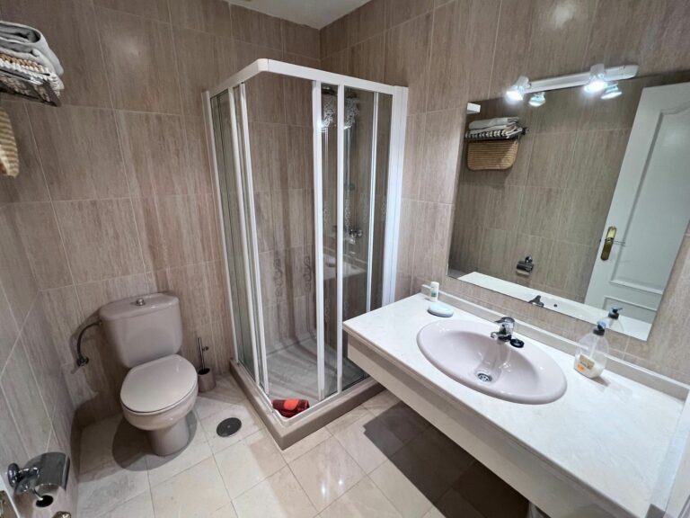 12a3dff5c66768466eb6890de0a6df1b - 16