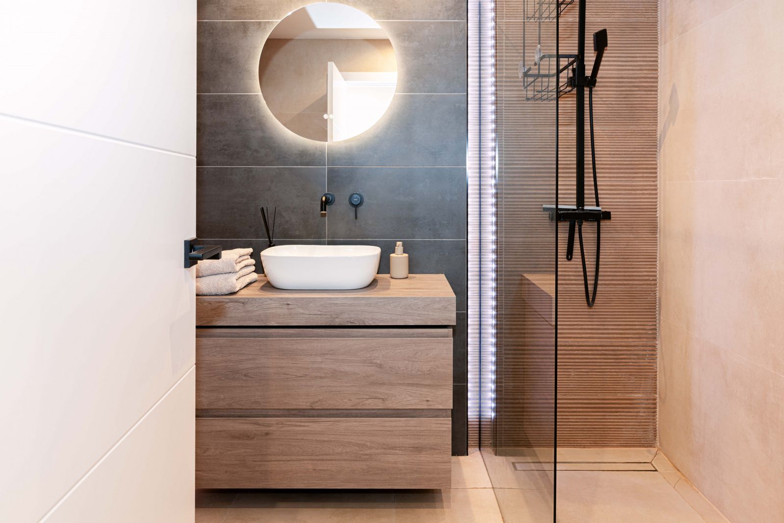 12bc567ffefb44ce012fd003b6754dde - 7