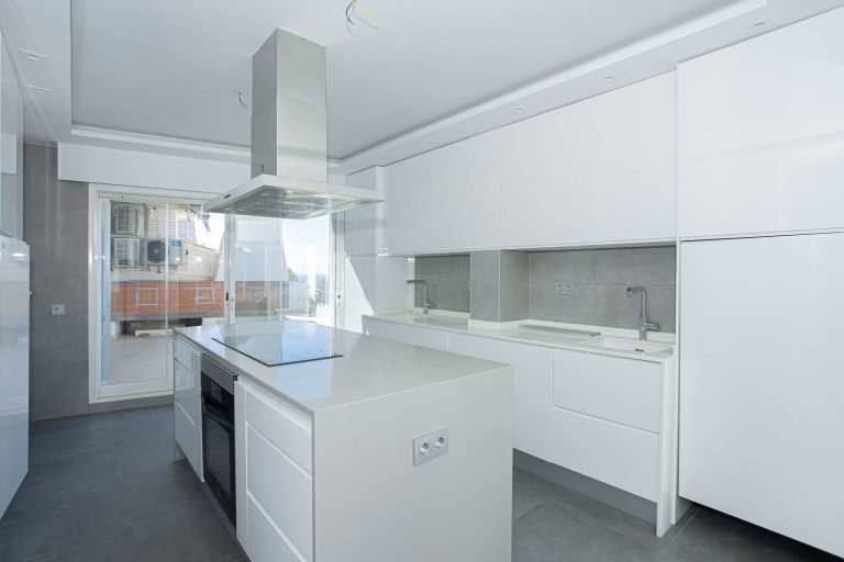 134af63d1ae64500ae2004917f64e138 - 16