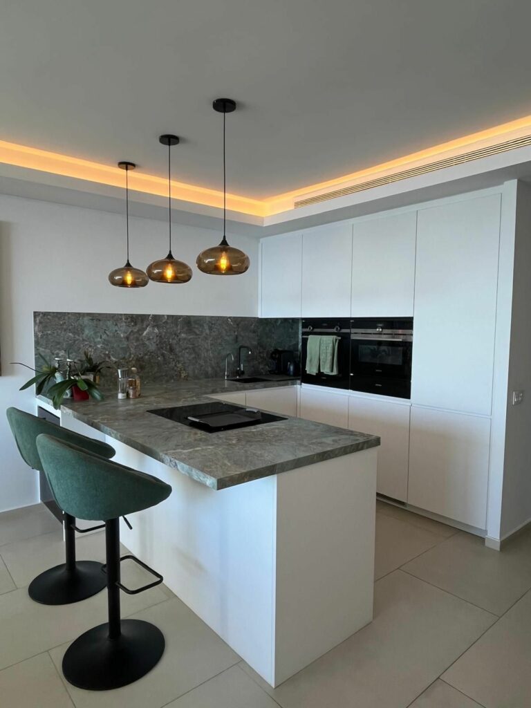 14908057b8281342fda239687ffe75ed - 11