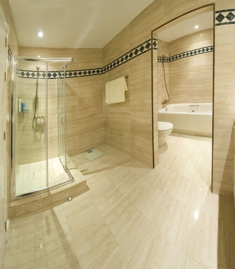 1502590ee64564858fb418c1d17d6286 - 13