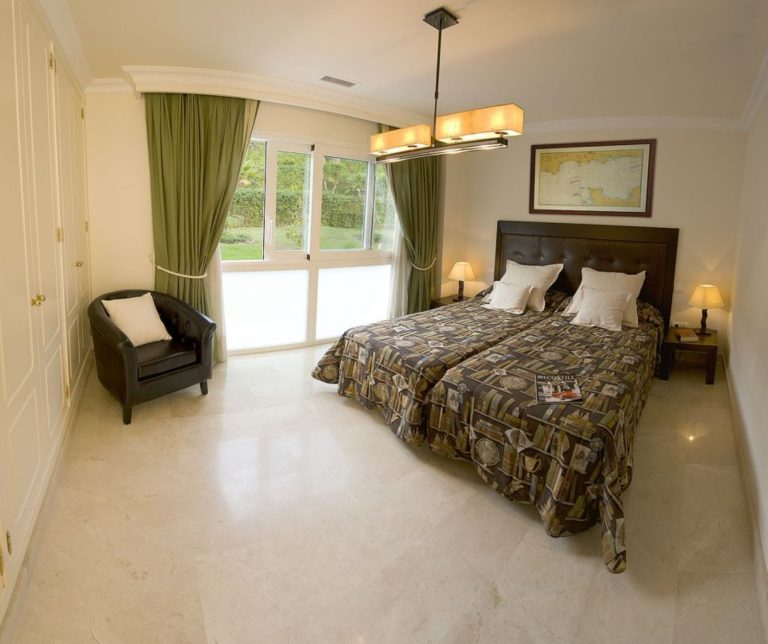 1502590ee64564858fb418c1d17d6286 - 7